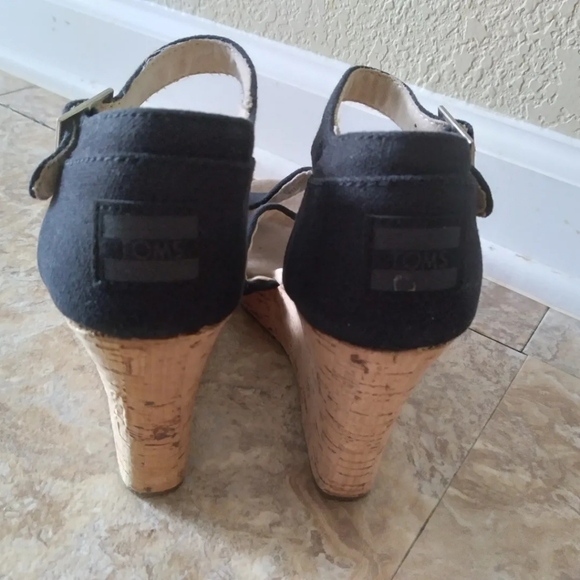 TOMS Sienna black canvas wedge sandals, size 6.5 - Picture 5 of 10
